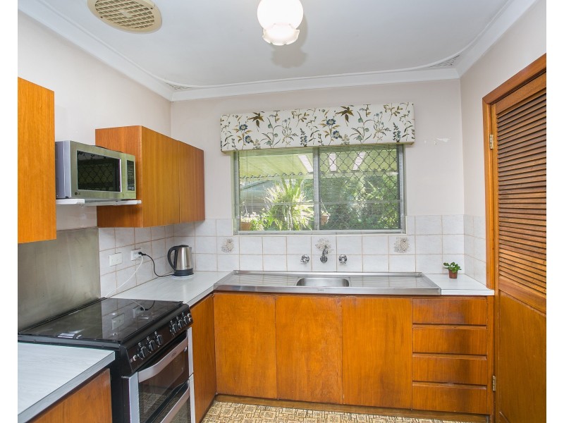 10 Donald Way, Bayswater WA 6053