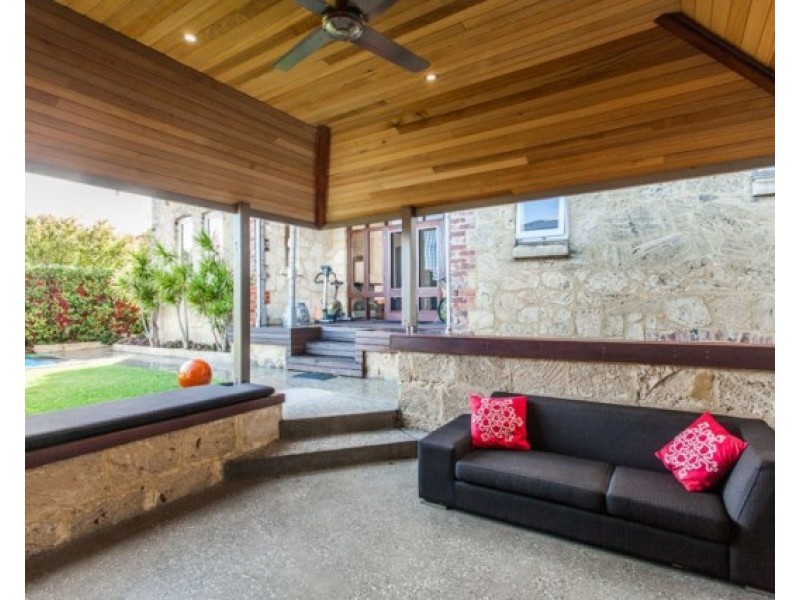 147 Solomon Street, Beaconsfield WA 6162