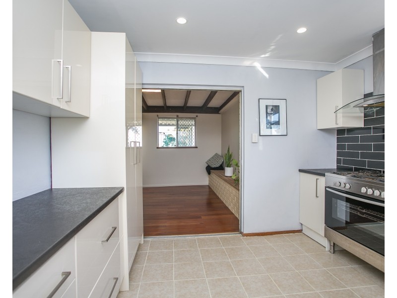 20 HARFORD WAY, Girrawheen WA 6064