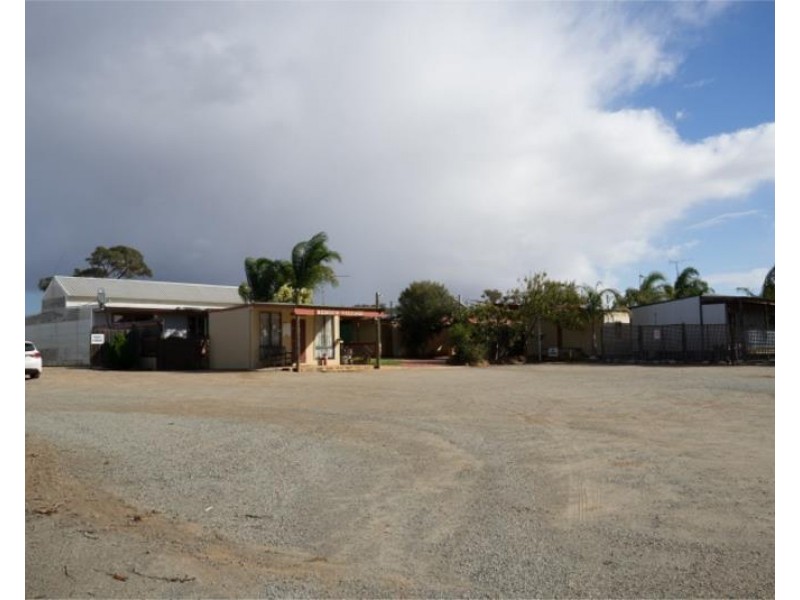 2 Dandaragan Road, Dandaragan WA 6507
