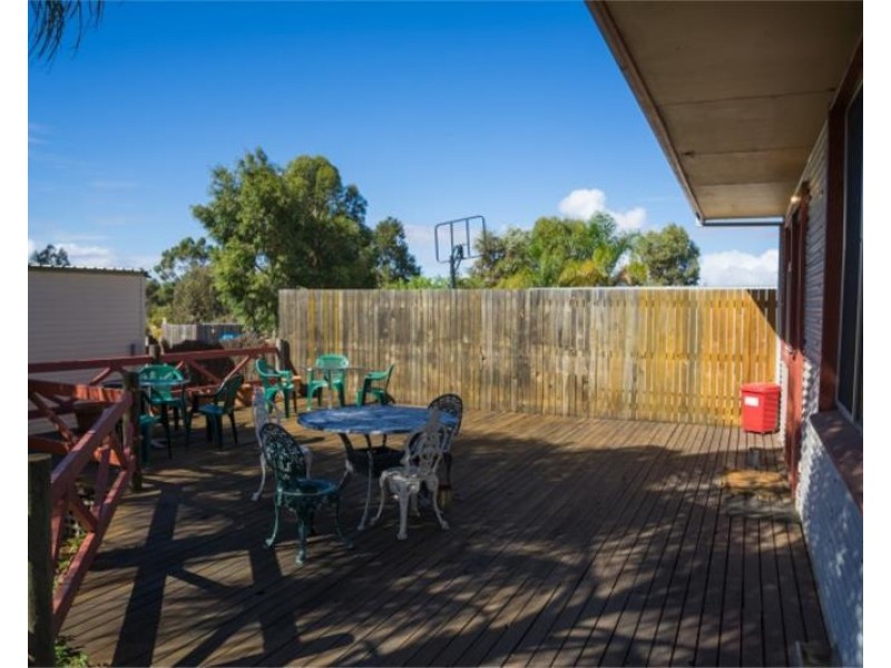 2 Dandaragan Road, Dandaragan WA 6507