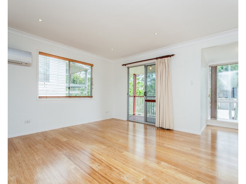 22 Aldersgate Street, Oxley QLD 4075