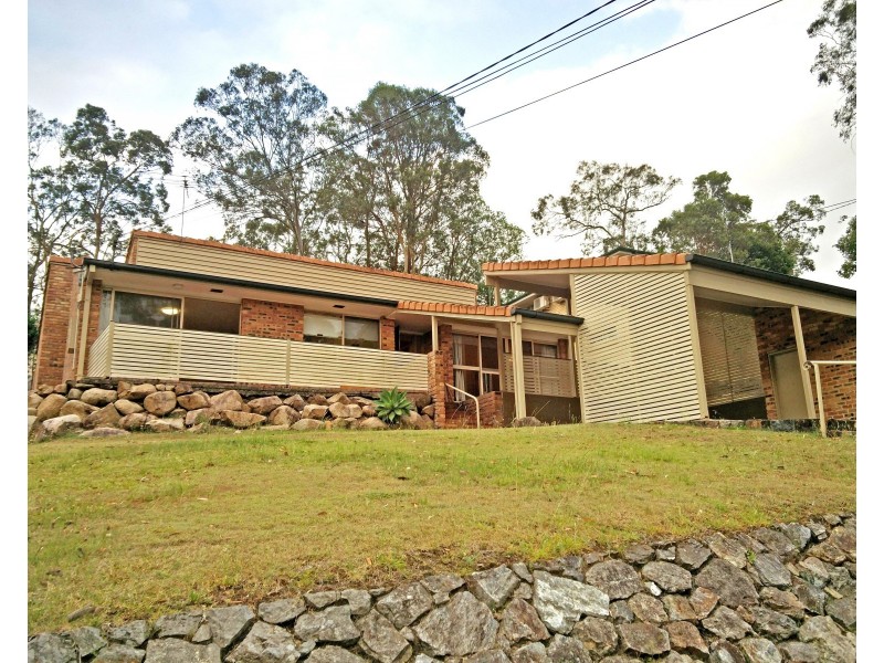 9 Marland Street, Kenmore QLD 4069