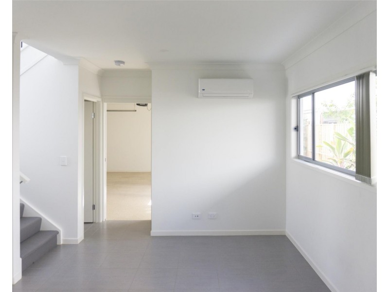 20/20 Careel Close, Helensvale QLD 4212
