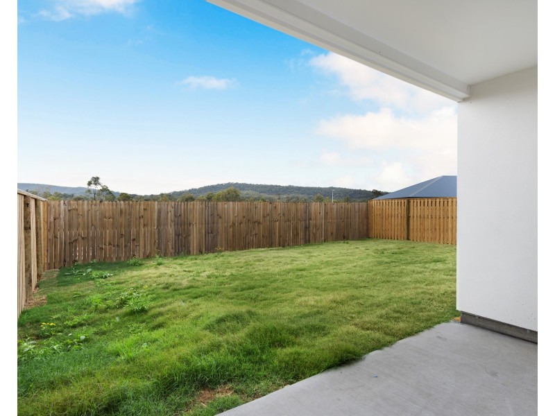 2/12 Granite, Yarrabilba QLD 4207