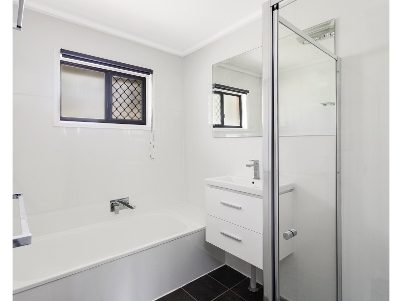 23 Reerden Street, Collingwood Park QLD 4301