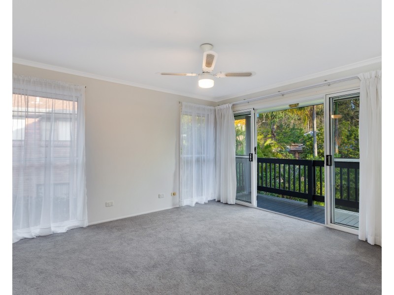 7  Lambourn Street, Chapel Hill QLD 4069