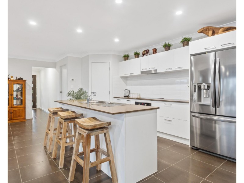 Mount Warren Park QLD 4207