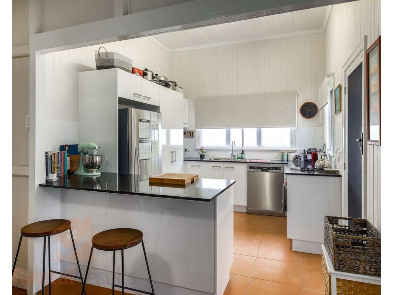 13 Explorer Street, Toowong QLD 4066