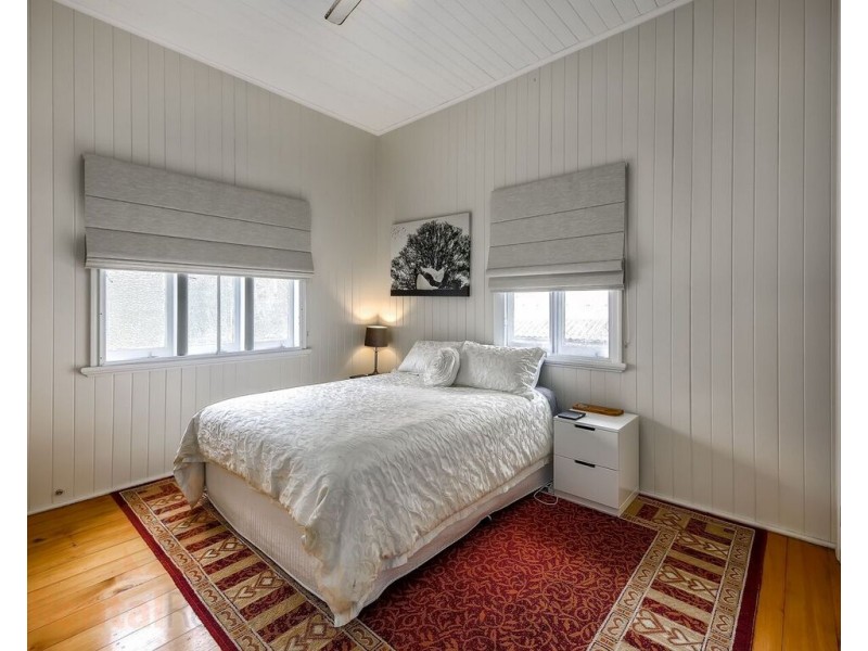 13 Explorer Street, Toowong QLD 4066