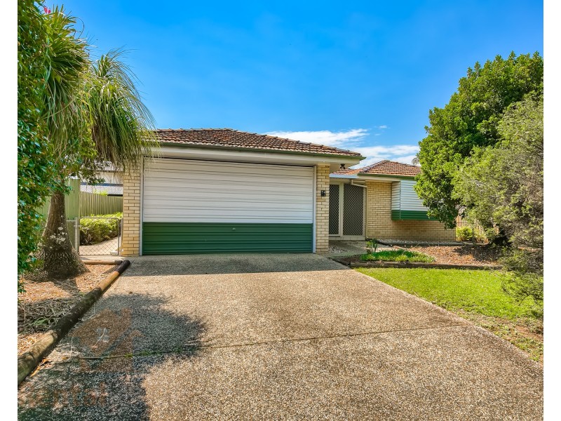 74 Springfield Street, Macgregor QLD 4109