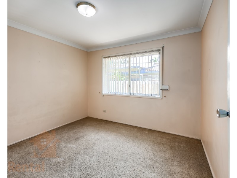 74 Springfield Street, Macgregor QLD 4109