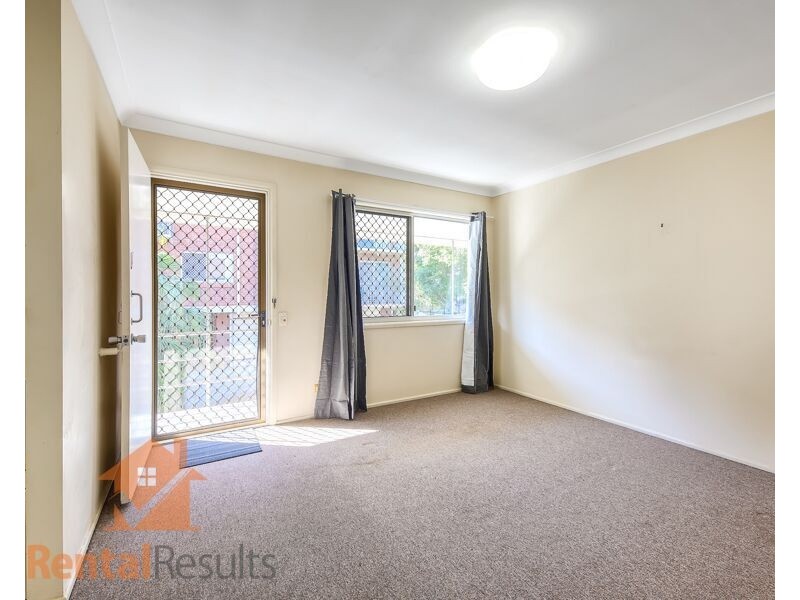 4/17 Querrin Street, Yeronga QLD 4104