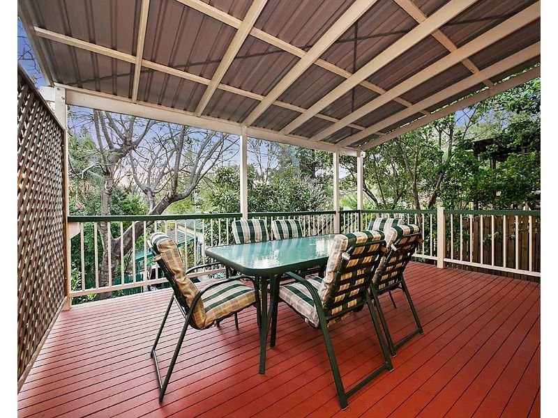 35 Burns Road, Toowong QLD 4066