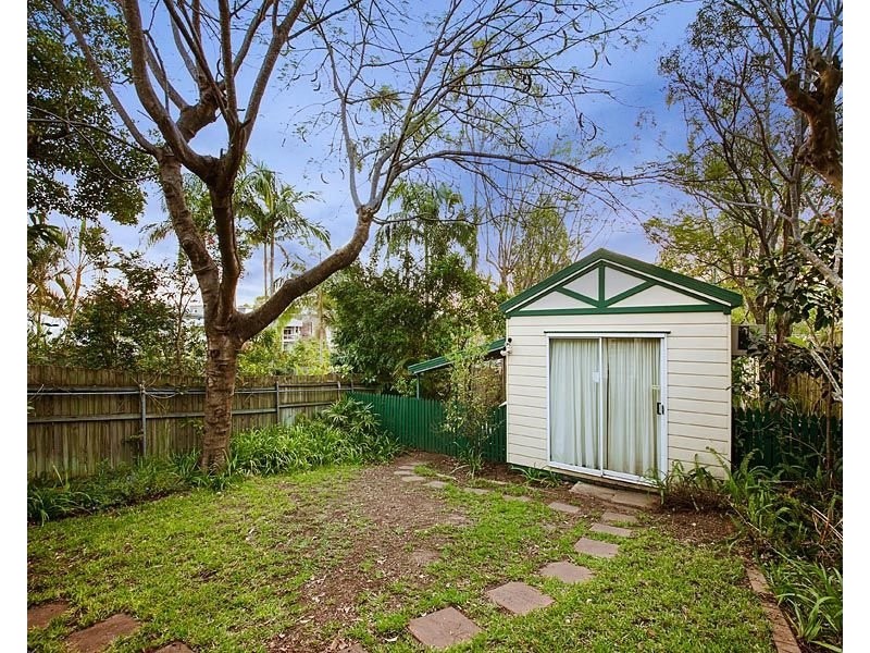 35 Burns Road, Toowong QLD 4066