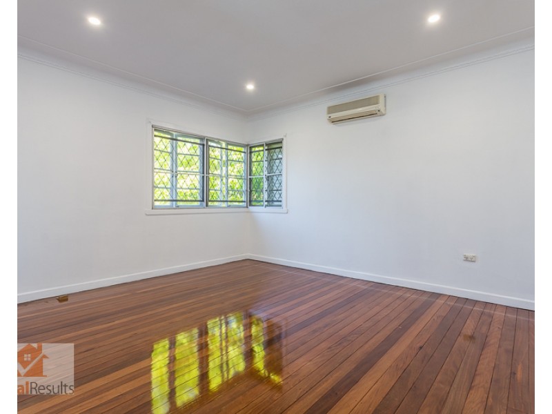 15 Rylatt Street, Indooroopilly QLD 4068