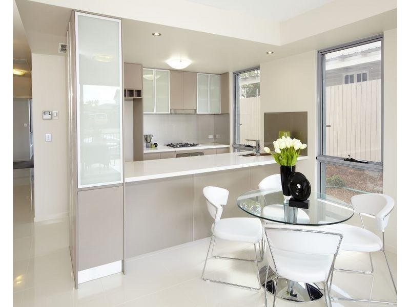 2/6 Stanley Terrace, Taringa QLD 4068