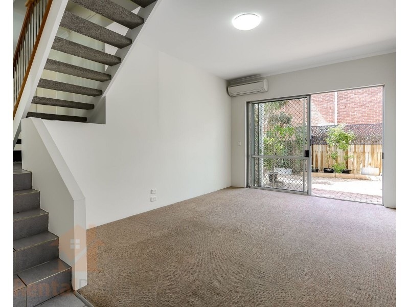 2/53 Durham Street, St Lucia QLD 4067