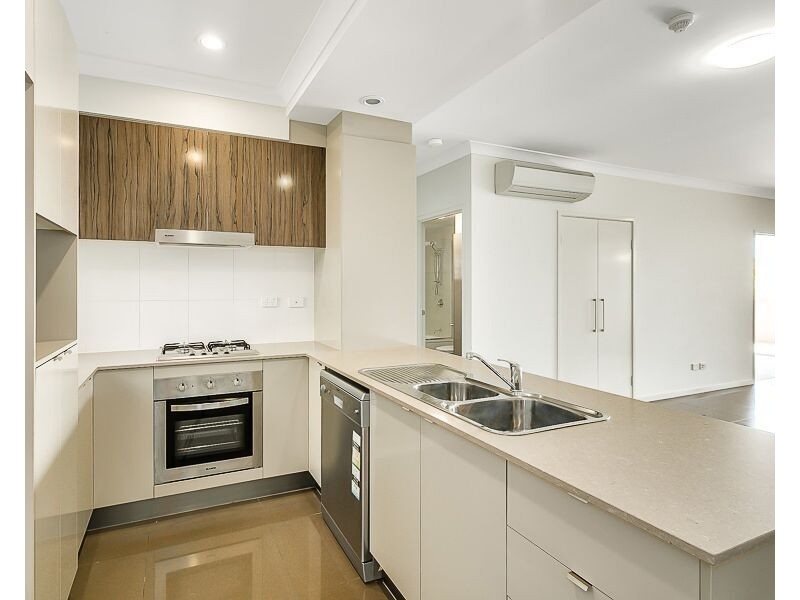 3/59 Gordon Street, Greenslopes QLD 4120