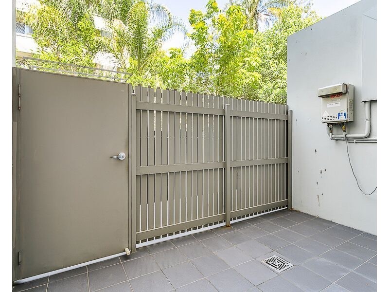 3/59 Gordon Street, Greenslopes QLD 4120