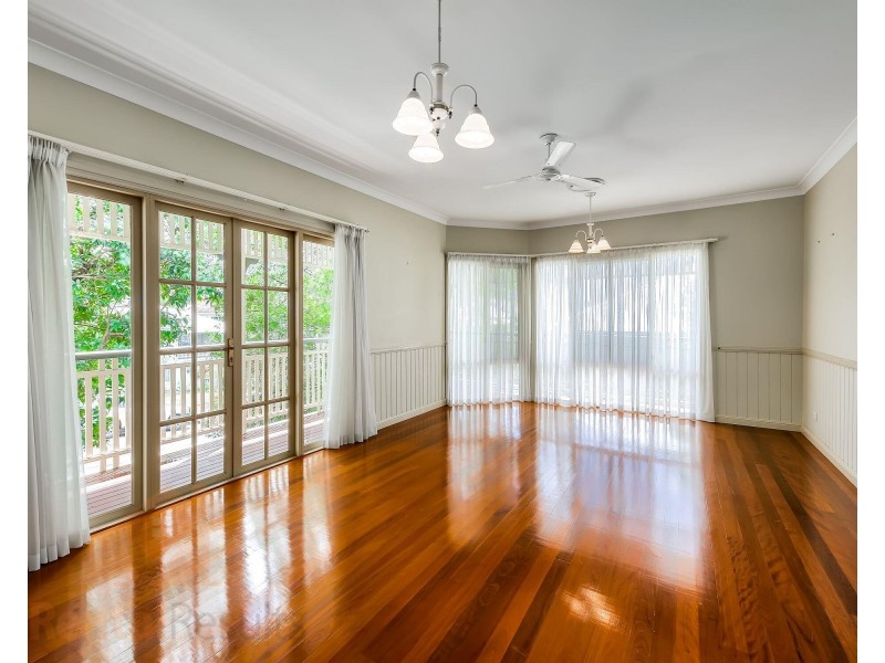 26 Walker Street, Windsor QLD 4030