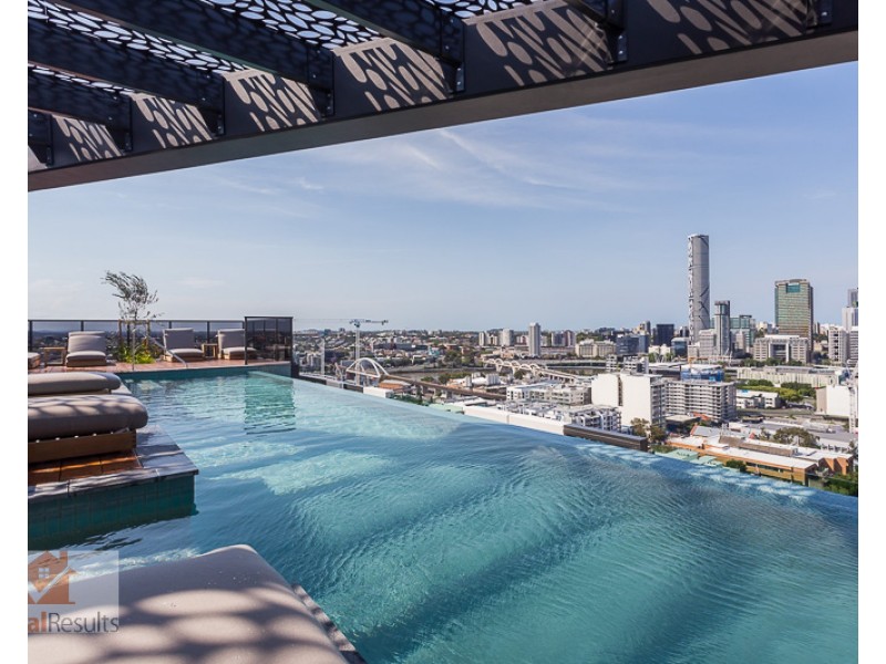 1601/2-4 Edmondstone Street, South Brisbane QLD 4101
