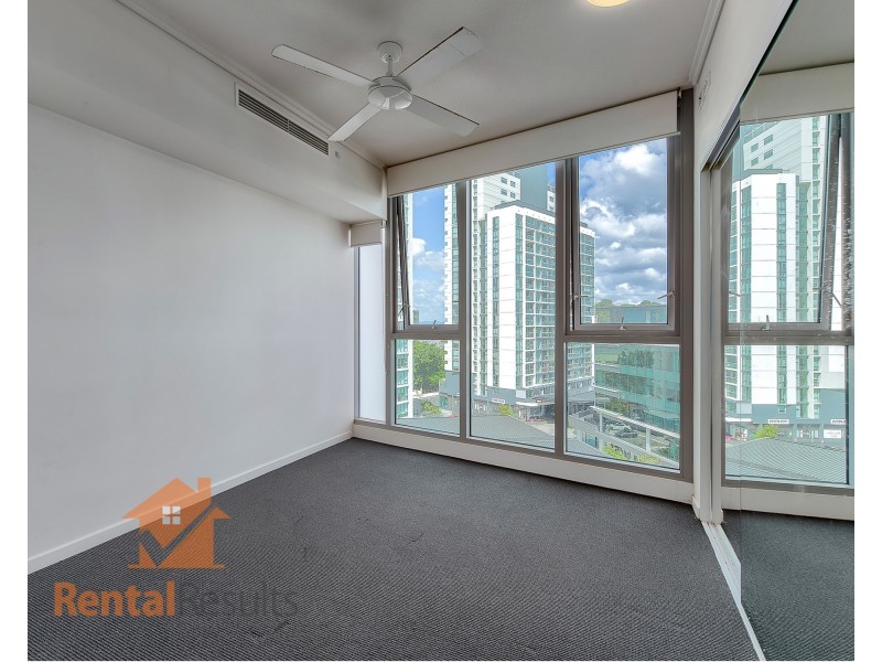 20703/8 Harbour Road, Hamilton QLD 4007