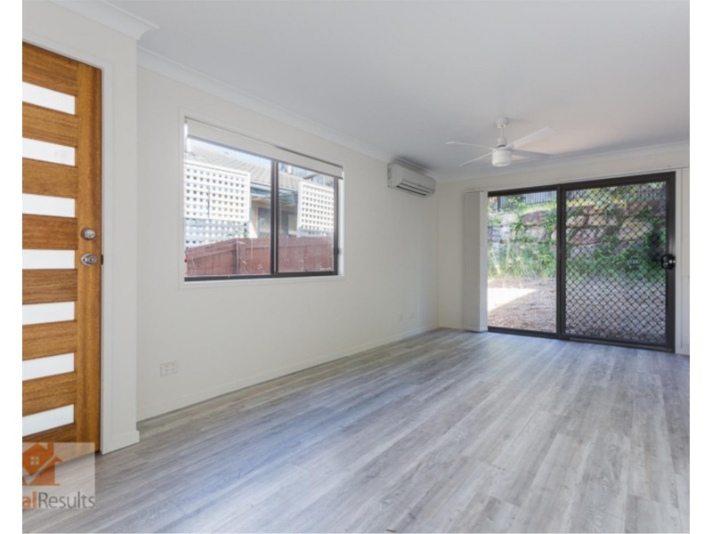 2/21 Creekside Court, Everton Hills QLD 4053