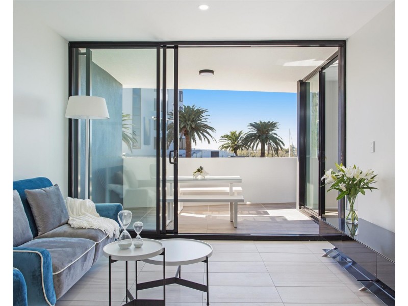 405/8 Hunt Street, Hamilton QLD 4007