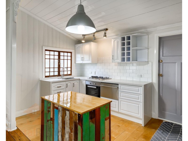 2 Glen Street, Highgate Hill QLD 4101