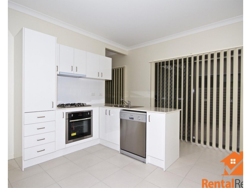 38 Blue Mountain Crescent, Fitzgibbon QLD 4018