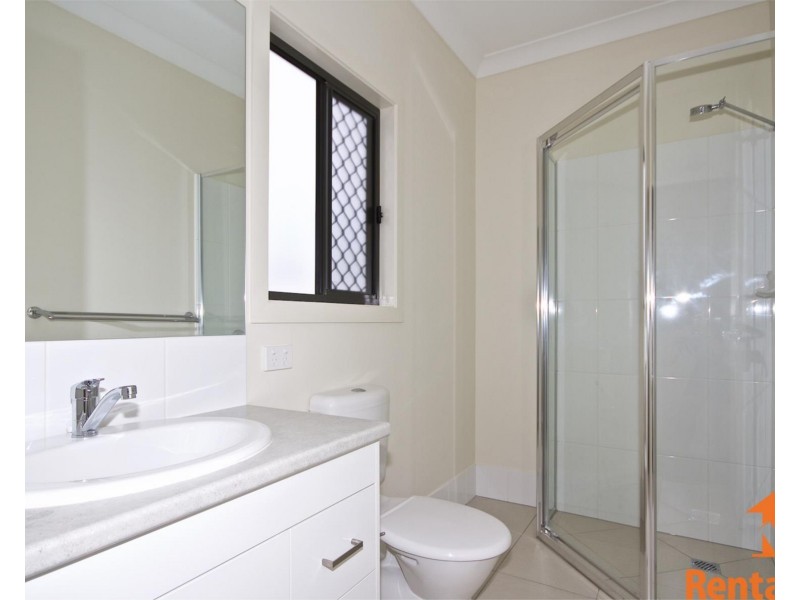 38 Blue Mountain Crescent, Fitzgibbon QLD 4018
