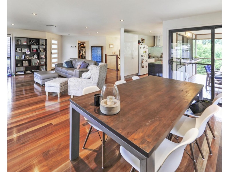 12A Hartfield Drive, Bardon QLD 4065
