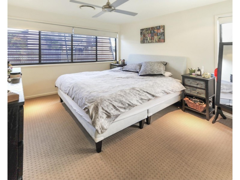 12A Hartfield Drive, Bardon QLD 4065