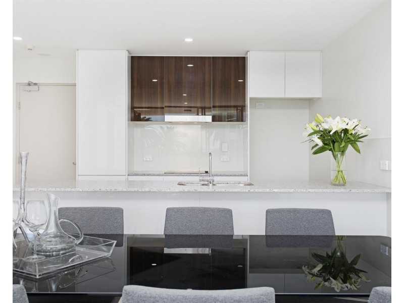 312/8 Hunt Street, Hamilton QLD 4007