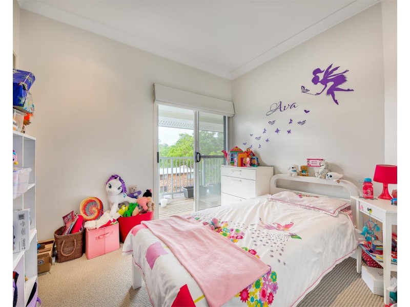 4/106 Carmody Road, St Lucia QLD 4067