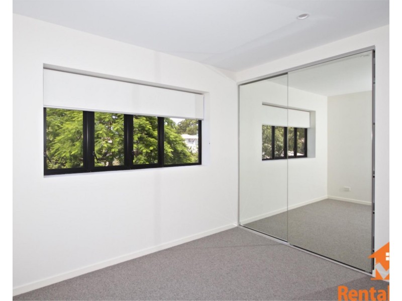 104/29-31 Riding Road, Hawthorne QLD 4171