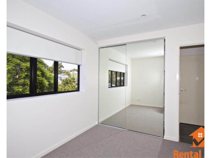 104/29-31 Riding Road, Hawthorne QLD 4171