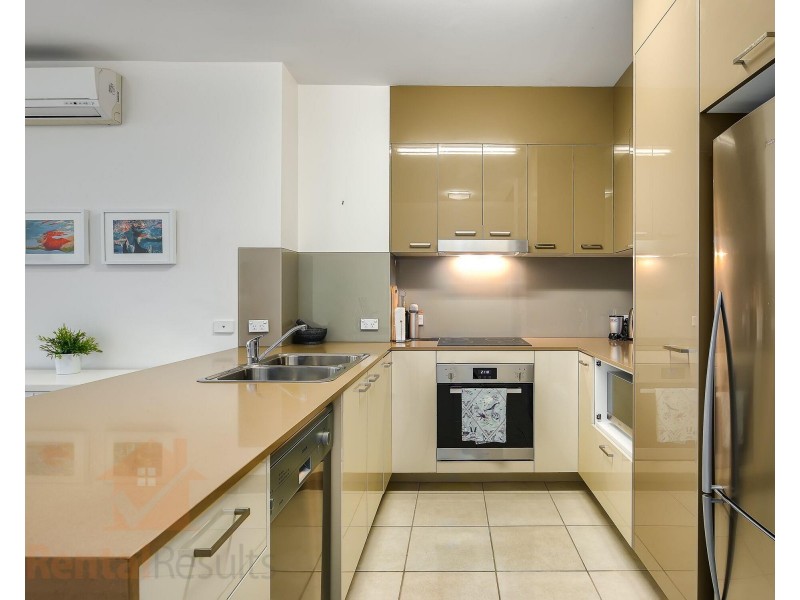8/70 Durham Street, St Lucia QLD 4067