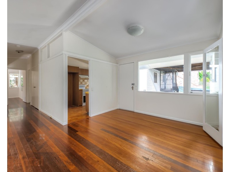 116 Central Avenue, St Lucia QLD 4067