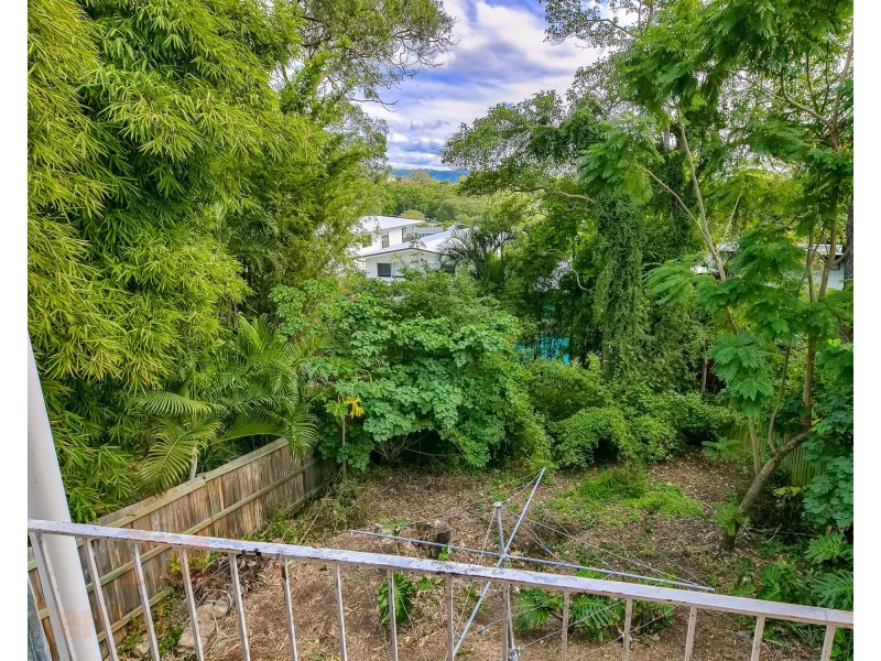 116 Central Avenue, St Lucia QLD 4067