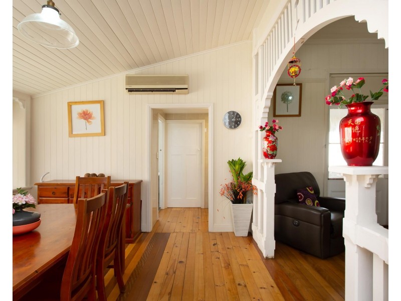 43 Valentine Street, Toowong QLD 4066