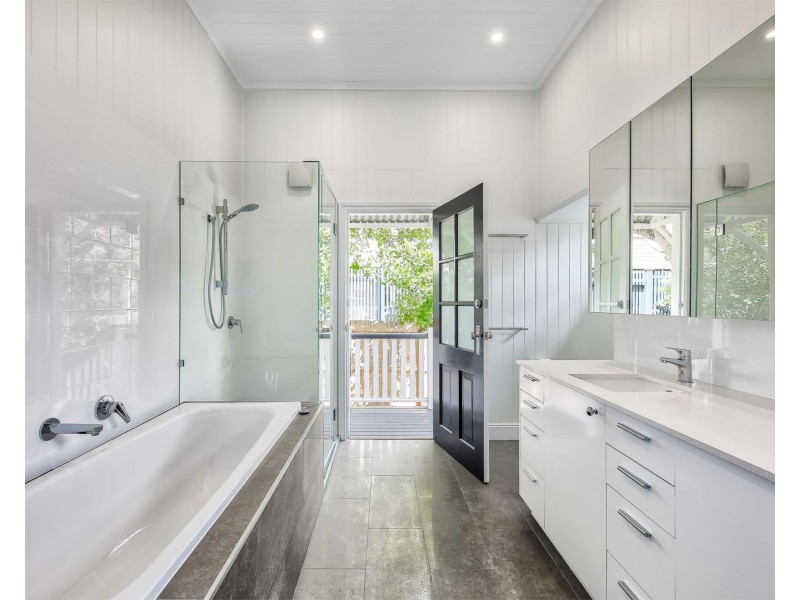 62 Northgate Road, Nundah QLD 4012