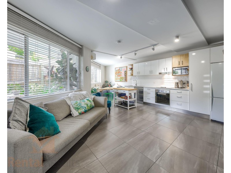 4/1 Jacaranda Lane, Red Hill QLD 4059