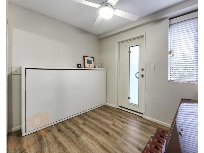 4/1 Jacaranda Lane, Red Hill QLD 4059