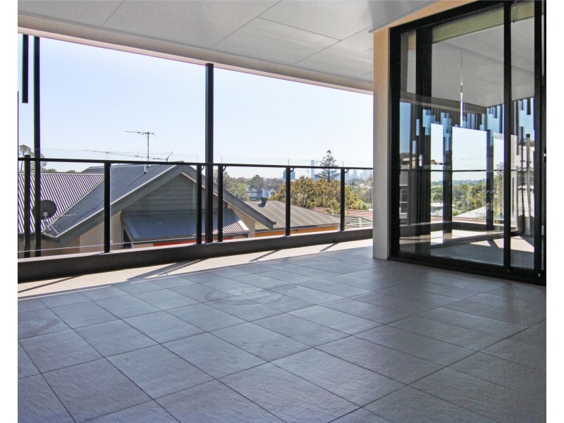 8/20 Queens Road, Taringa QLD 4068