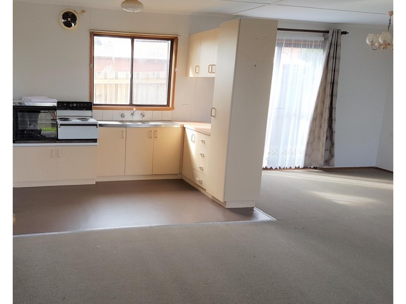 23 Campaspe Crescent, Brookfield VIC 3338