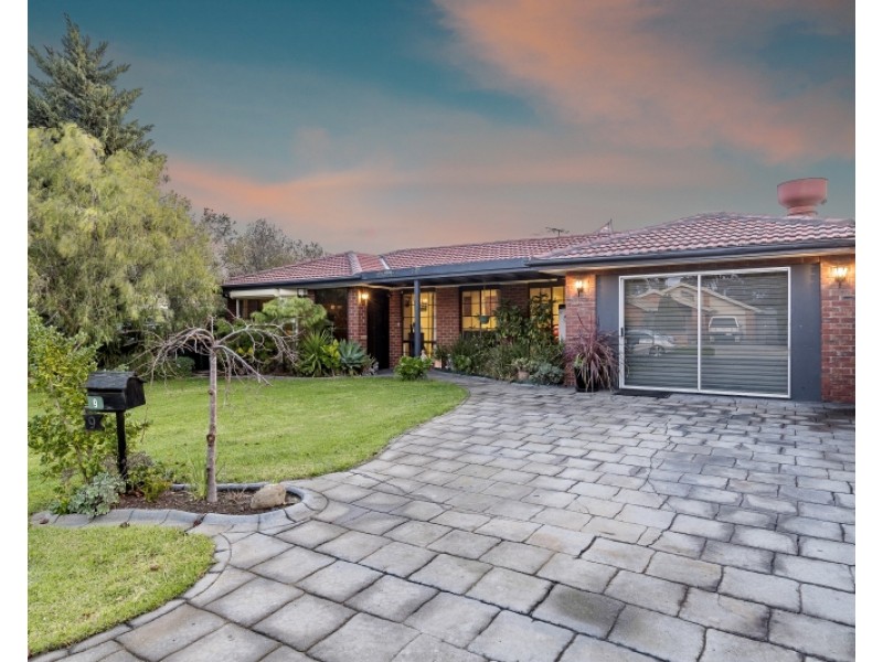 9 Lemco Walk, Delahey VIC 3037