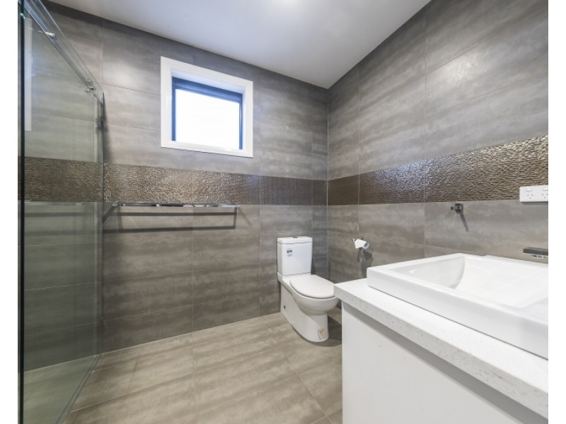 17a Laurel Street, St Albans VIC 3021