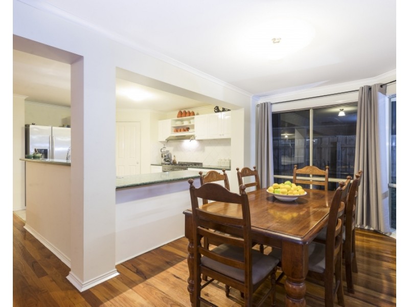 6  Barwon Street, Taylors Hill VIC 3037